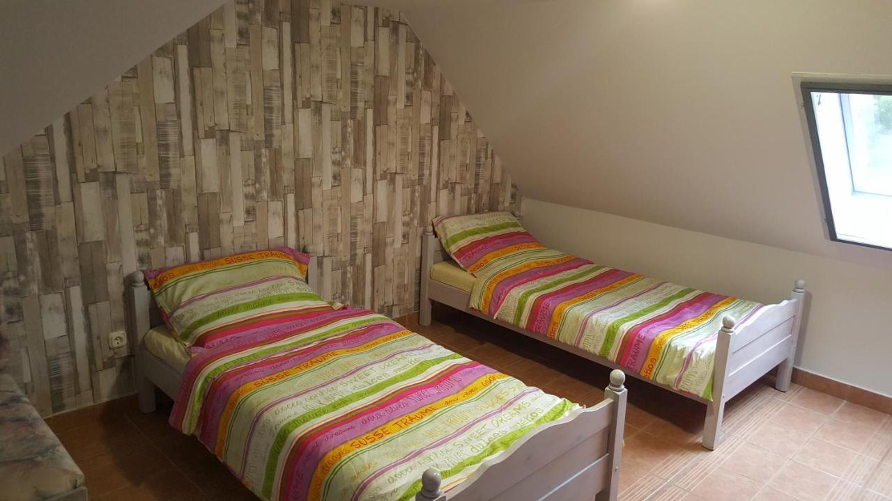 Illaberek Apartmanok Hajdúszoboszló Екстериор снимка